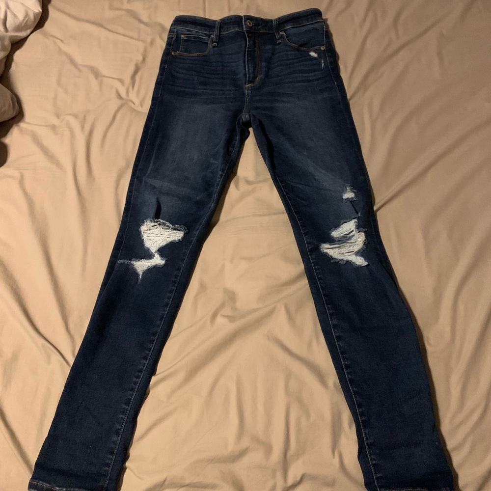 Women’s Abercrombie & Fitch stretch ripped skinny jeans size 8